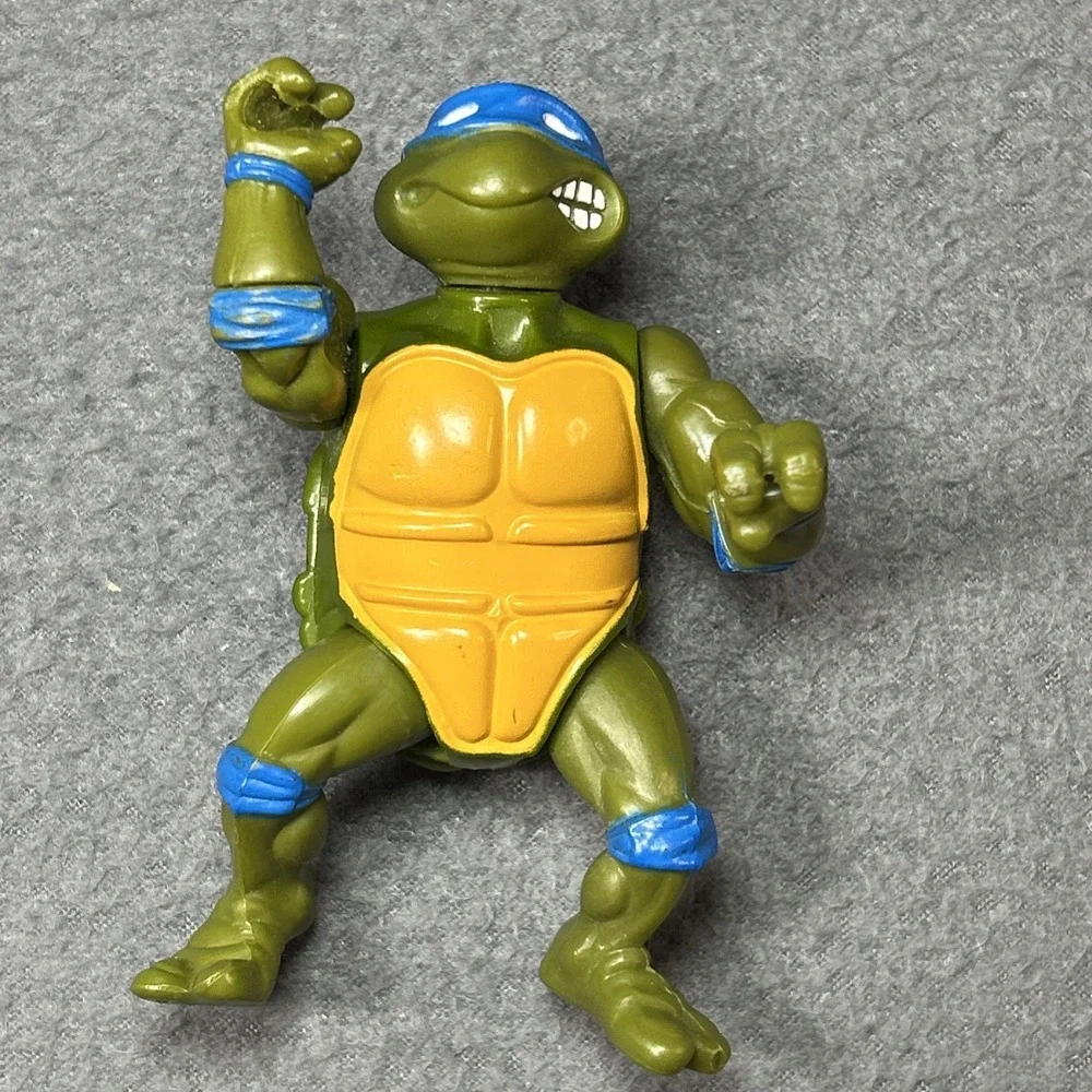 Vintage 1988 Leonardo TMNT Action Figure Playmates Teenage Mutant Ninja‎ Turtles